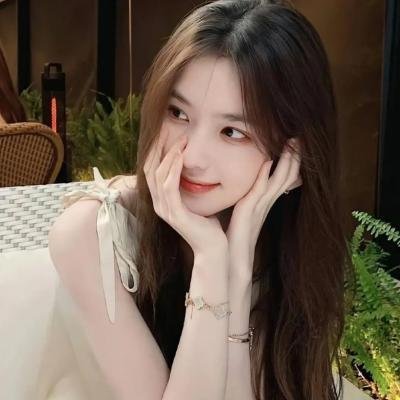福尔摩斯小姐海报